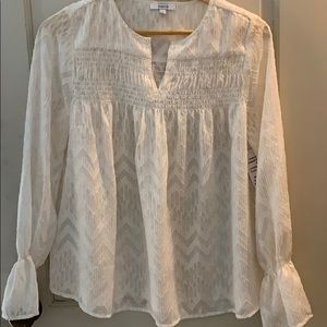 Stella & Dot off white top with gold flecks